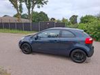 Te koop: nette en goed onderhouden Kia Rio 1.2 3 deurs, Auto's, Kia, 450 kg, 4 cilinders, Blauw, Origineel Nederlands