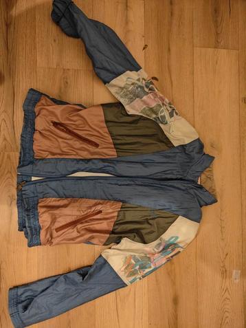 Australian Trainingspak Maat 48/50 beschikbaar voor biedingen