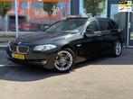 BMW 5-serie Touring 523i High Executive | Airco | Pano | Lee, Auto's, BMW, Euro 5, Achterwielaandrijving, 2000 kg, Leder