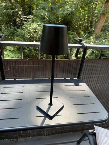 Draadloze tafel lamp NIEUW beschikbaar voor biedingen