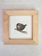 Ets van vogel, een musje, 10x10 cm, met bamboe lijst, Minder dan 50 cm, Oorspronkelijke maker, Nieuw, Ophalen of Verzenden