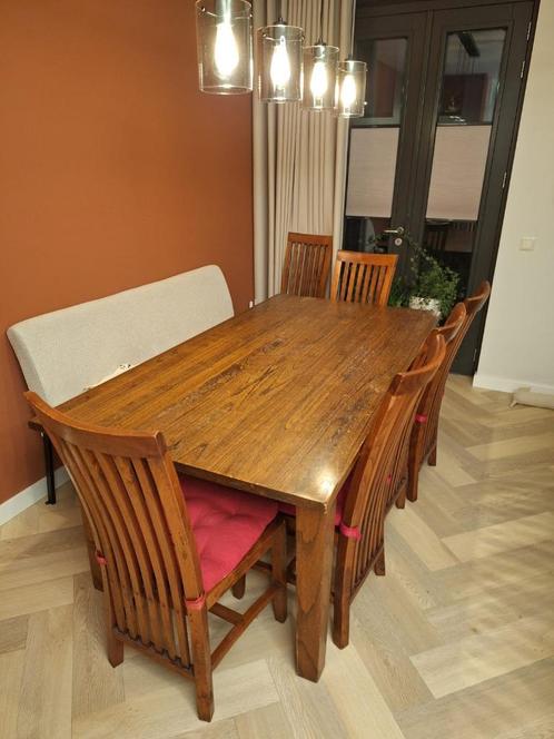 Donkerbruine houten eettafel met 8 stoelen – karaktervol en, Huis en Inrichting, Complete eetkamers, Gebruikt, 8 stoelen of meer