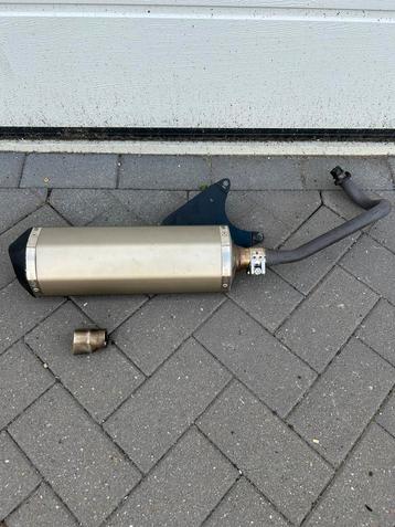 jamarcol uitlaat 4t/2v beschikbaar voor biedingen