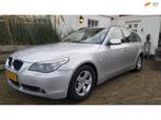 BMW 5-serie Touring 525d Executive in Excellent mooie 100 %, Auto's, 2497 cc, Diesel, Grijs, 177 pk