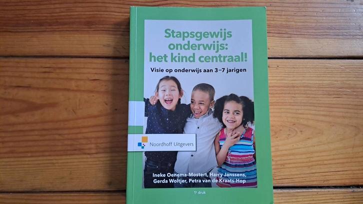 Harry Janssens - Stapsgewijs onderwijs: het kind centraal!, Boeken, Wetenschap, Zo goed als nieuw, Sociale wetenschap, Ophalen of Verzenden