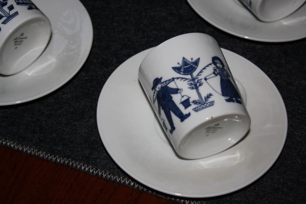 Kop & Schotels met Klederdracht, Ophalen of Verzenden, Zo goed als nieuw, Overige stijlen, Kop(pen) en/of Schotel(s)