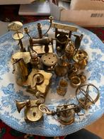 Mini figuurtjes van messing voor in letterbak, Ophalen of Verzenden