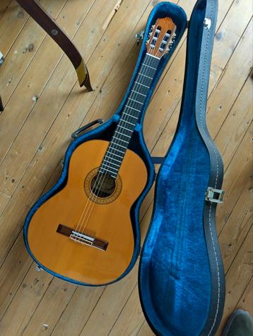 Spaanse klassieke gitaar ebben fretboard en aparte naam  beschikbaar voor biedingen
