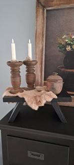 Stoer en landelijk handgemaakte vensterbankkrukje/tafeltje, Ophalen of Verzenden, Nieuw