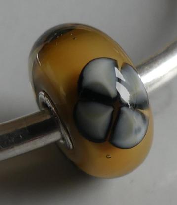 Trollbeads KLAVERTJE VIER beschikbaar voor biedingen