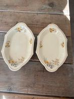 2 x vintage schalen. Mosa Maastricht plateel. Geel met goud., Ophalen
