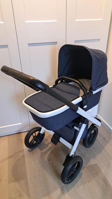 Nette kinderwagen Dubatti One z.g.a.n. Blauw met Wit frame beschikbaar voor biedingen