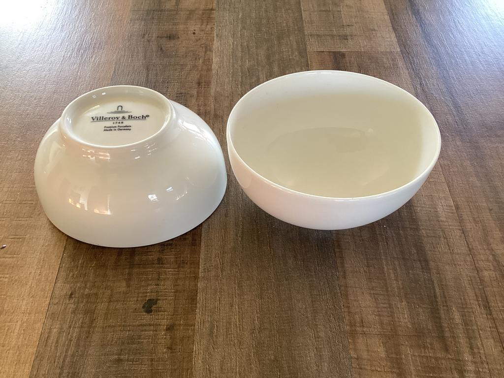 2 mooie ovale Villeroy & Boch schaaltjes wit, Ophalen of Verzenden, Overige stijlen, Porselein, Schaal of Schalen