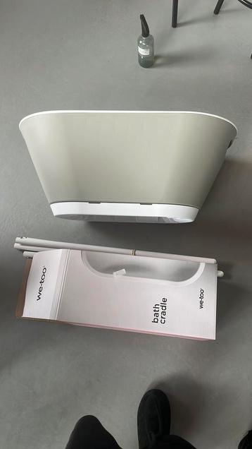 We-too badje incl cradle kleur groen beschikbaar voor biedingen