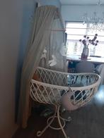 Rotan babywieg incl. klamboe en matrasje, Ophalen of Verzenden, Zo goed als nieuw, Wieg