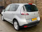 Renault Scénic 1.2 TCe Limited|Navigatie|Climate Control|, Te koop, Zilver of Grijs, Benzine, 132 pk