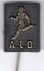 A.L.O. goud op zwart plastic hardloop speldje ( Y_137 ), Verzamelen, Speldjes, Pins en Buttons, Verzenden, Zo goed als nieuw, Sport