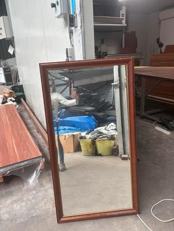 Spiegel 130 x 70 beschikbaar voor biedingen