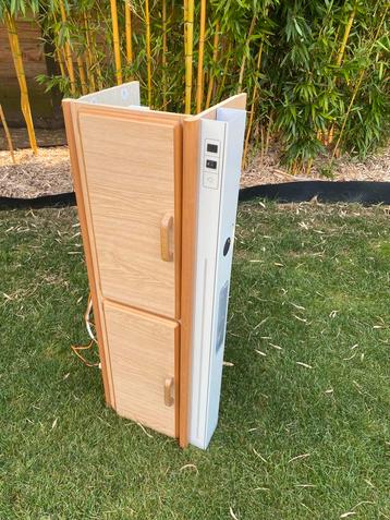 Bovenkastje caravan/ camper bouw kast beschikbaar voor biedingen
