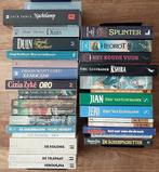 Kavel met 31 voornamelijk Sciencefiction boeken, Boeken, Ophalen of Verzenden, Gelezen