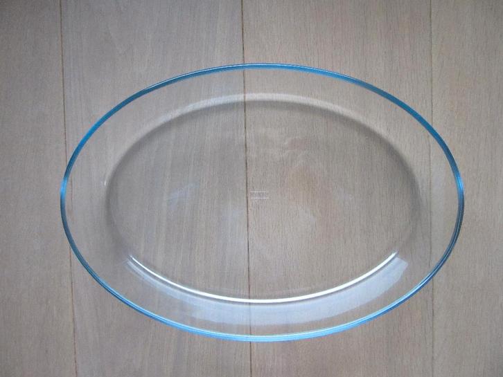 Ovenschaal merk PYREX z.g.a.n.+ ovenhandschoen nieuw, Huis en Inrichting, Keuken | Keukenbenodigdheden, Zo goed als nieuw, Ophalen of Verzenden