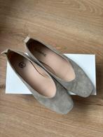 Odare ballerina flatjes suede greige 37, Ophalen of Verzenden, Zo goed als nieuw, Beige