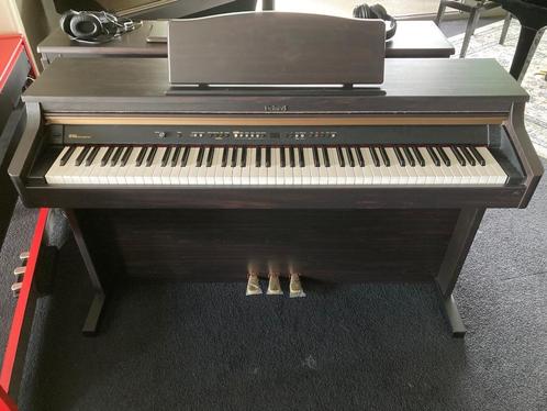 Roland HP102e Digital Piano, Muziek en Instrumenten, Piano's, Zo goed als nieuw, Piano, Bruin, Digitaal, Ophalen