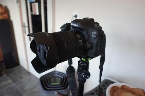 Canon EOS 80D met 18-135mm 3.5-5.6 IS lens, Audio, Tv en Foto, Fotocamera's Digitaal, Zo goed als nieuw, Spiegelreflex, Canon