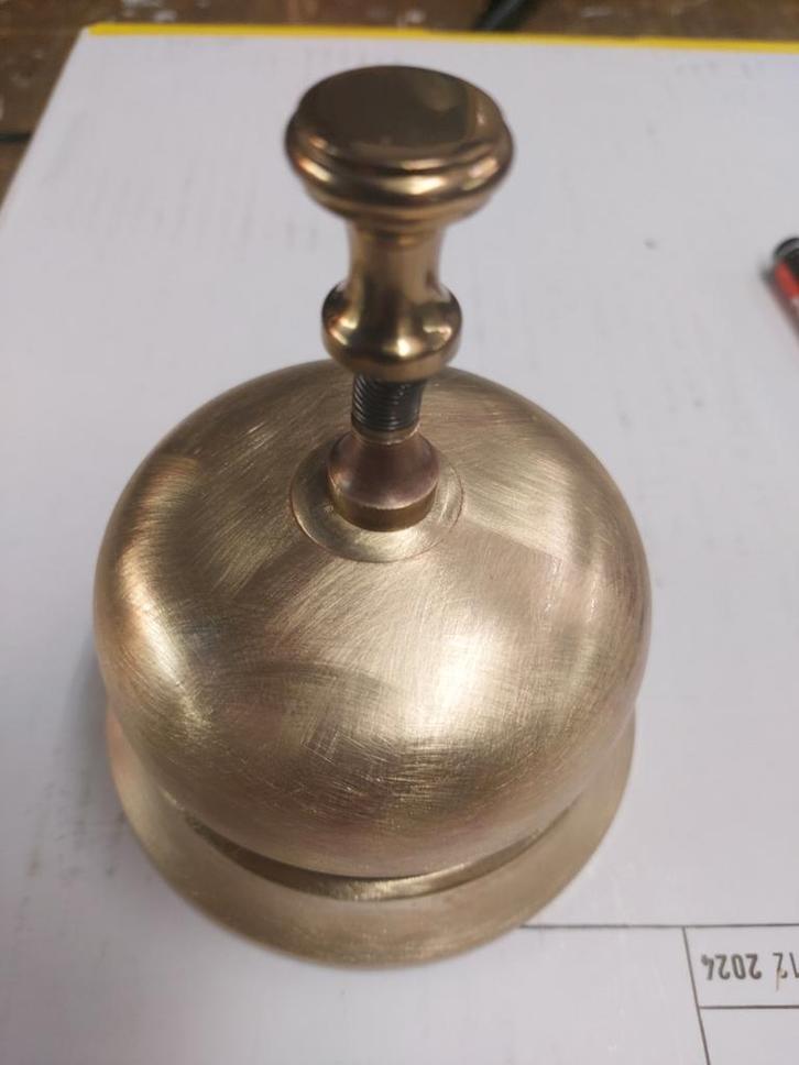 Antieke bronzen Tafelbel - Hotelbel-Baliebel, Antiek en Kunst, Antiek | Koper en Brons, Ophalen of Verzenden