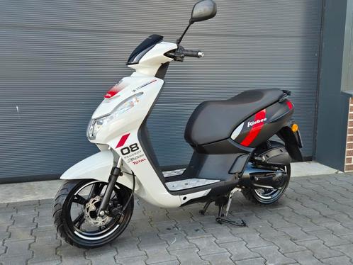 Nieuwstaat Peugeot kisbee 4T 50cc Brom 1452 km BJ 2020, Fietsen en Brommers, Scooters | Peugeot, Zo goed als nieuw, Overige modellen