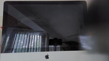 Apple Imac MC309N/A A1311 defect. beschikbaar voor biedingen