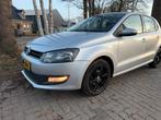 Volkswagen Polo 1.2 5D  2013 Grijs Carplay/velgen/APK, Auto's, Voorwielaandrijving, 967 kg, Zwart, Bedrijf
