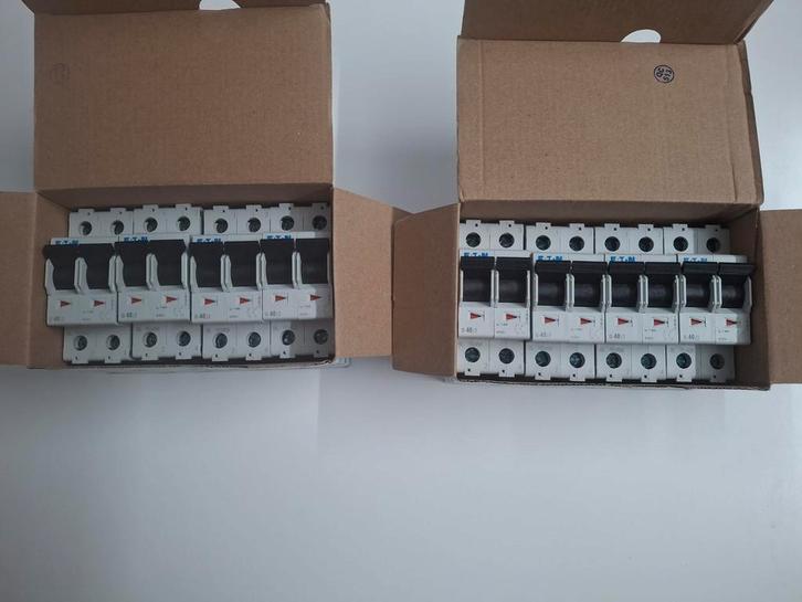 Partij Eaton hoofschakelaar 8 stuks, Doe-het-zelf en Verbouw, Elektra en Kabels, Zo goed als nieuw, Overige typen, Ophalen