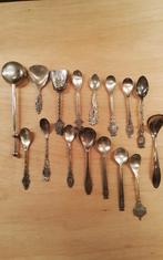 Collectie oude lepeltjes, Ophalen