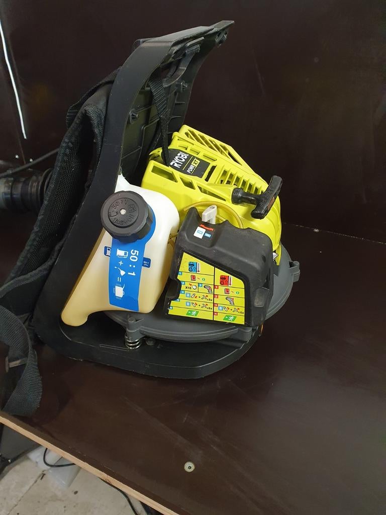 Ryobi Power XT 42cc Ruggedragen Bladblazer, Benzine, Gebruikt, Ruggedragen, Ophalen of Verzenden