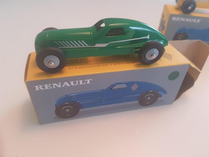 Renault Nervasport, Hobby en Vrije tijd, Modelauto's | Overige schalen, Nieuw, Auto, Ophalen of Verzenden