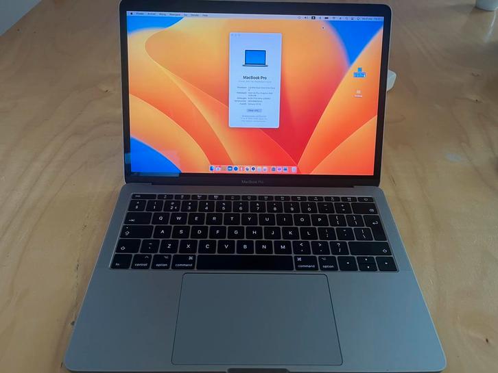 MacBook Pro 13” 2017–8GB RAM /128GB SSD + Oplader & Hub, Computers en Software, Apple Macbooks, Gebruikt, MacBook Pro, 13 inch