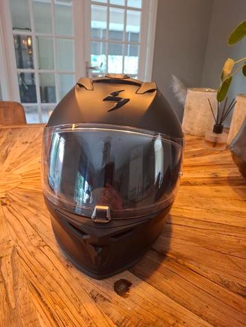 Scorpion motorhelm maat xl, paar keer gebruikt  beschikbaar voor biedingen