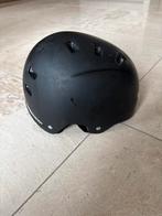 Btwin helm - Decathlon - Skaten/stuntsteppen, Fietsen en Brommers, Fietsaccessoires | Fietshelmen, Ophalen, Gebruikt, Overige maten