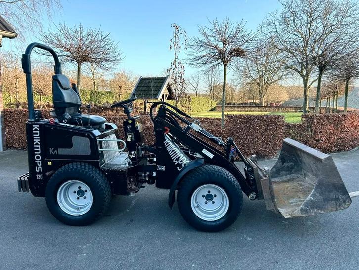 Knikmops 130 (bj 2019), Zakelijke goederen, Machines en Bouw | Kranen en Graafmachines, Wiellader of Shovel