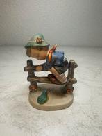 Hummel retreat to safety - 201 2/0, Verzamelen, Beelden en Beeldjes, Verzenden, Zo goed als nieuw, Hummel