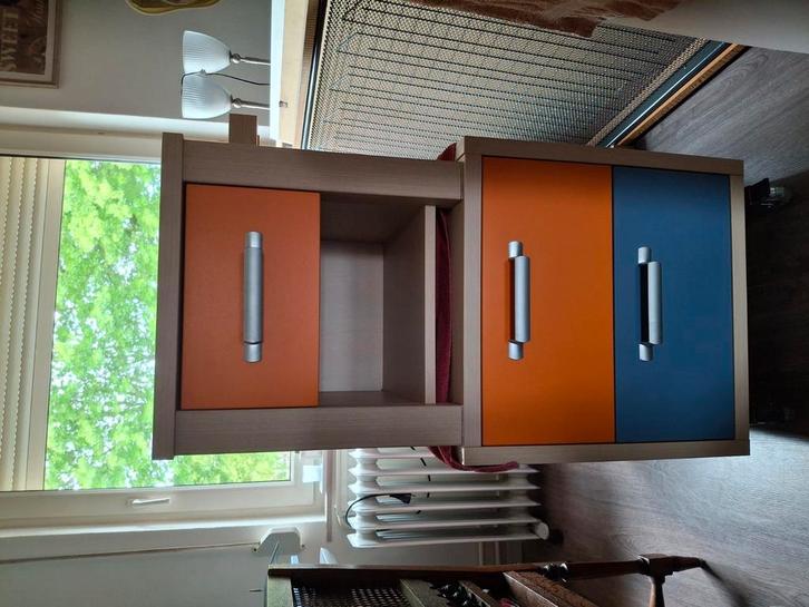 Tienerslaapkamer,kleur oranje en licht blauwe,, Huis en Inrichting, Slaapkamer | Complete slaapkamers, Eenpersoons, Ophalen