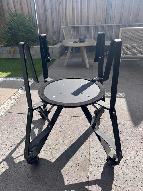Kamado bbq onderstel large, Tuin en Terras, Barbecue-accessoires, Zo goed als nieuw, Ophalen of Verzenden