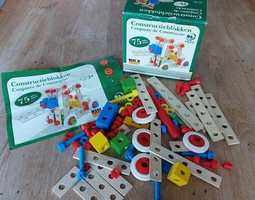 Houten Constructieset Heftruck - 75 Delen beschikbaar voor biedingen