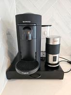 Nespresso VertuoPlus inclusief melkopschuimer, Witgoed en Apparatuur, Koffiezetapparaten, Afneembaar waterreservoir, Gebruikt