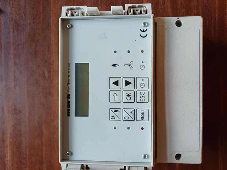 Regelapparatuur heater en servo's, Doe-het-zelf en Verbouw, Thermostaten, Zo goed als nieuw, Ophalen of Verzenden