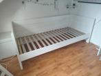 Wit houten bed 90x200 hoge achter en zijkanten bank effect, Ophalen, 90 cm, Eenpersoons, Wit
