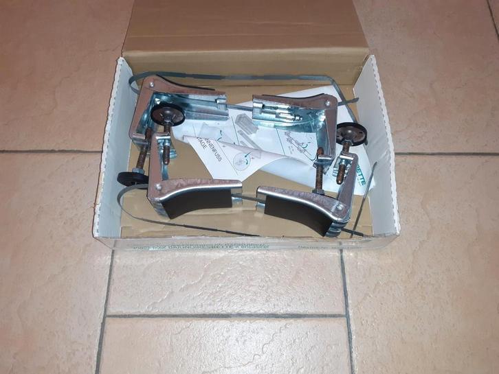 Badsteunen,en douche slangen NIEUW!!!, Huis en Inrichting, Badkamer | Complete badkamers, Ophalen of Verzenden