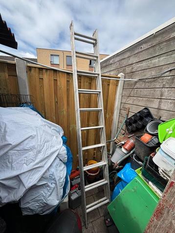 Ladder 2x 2,5 meter beschikbaar voor biedingen
