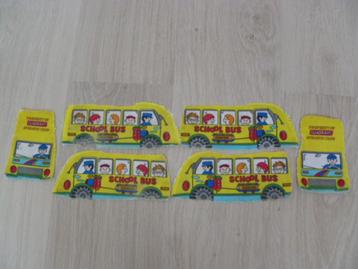6 Afbeeldingen van stof: Schoolbus. Decoratief / knutselen?? beschikbaar voor biedingen